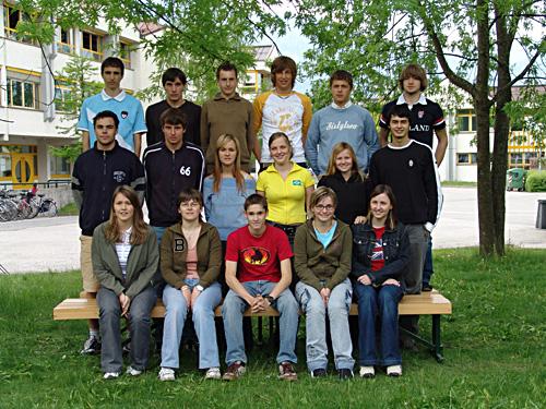 Maturanten der Klasse 5D PROG - Schuljahr 2003/04