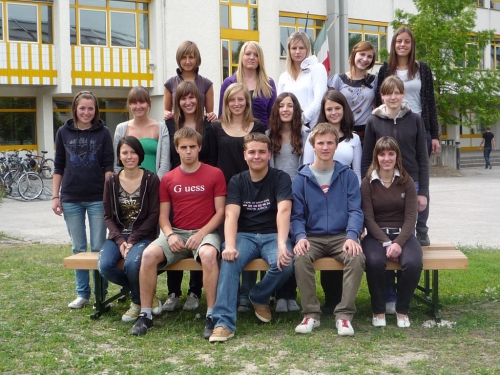 Maturanten der Klasse 5A HOB - Schuljahr 2008/09