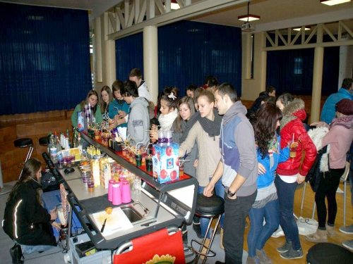 Trendy Bar