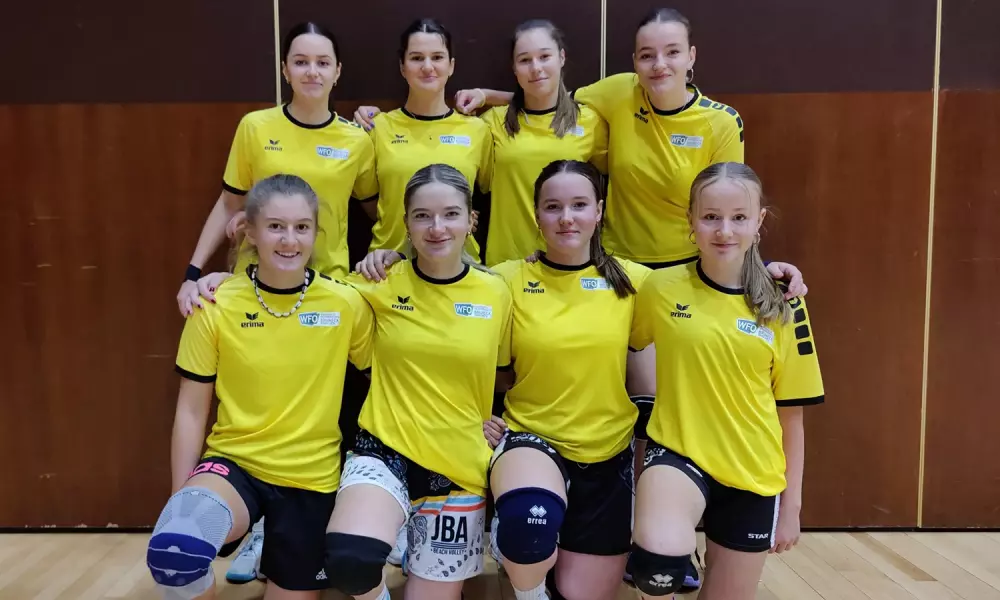 Gruppen der Mädchen Volleyballmannschaft