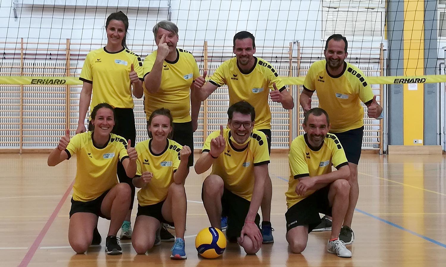 Lehrerteam gewinnt Volleyballturnier!